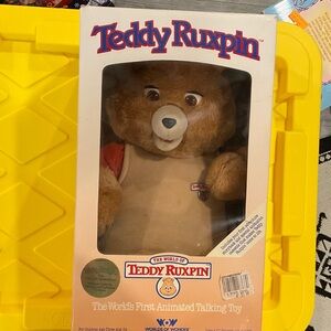 Vintage Teddy Ruxpin Animated Talking Bear - Brown Plush